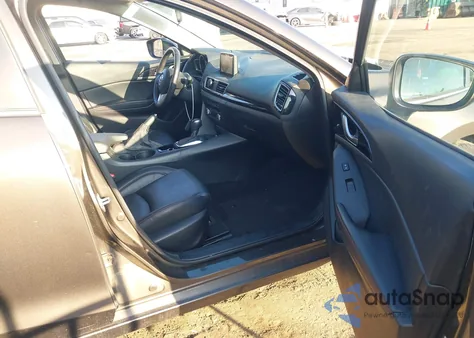 2014 Mazda Mazda3 I Grand Touring z USA, uszkodzony, nr VIN JM1BM1W73E1124031